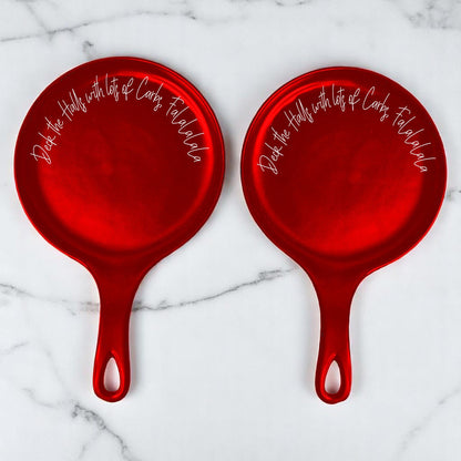 Cozy kitchen gifts
Winter entertaining
Holiday hosting set
Snow day baking