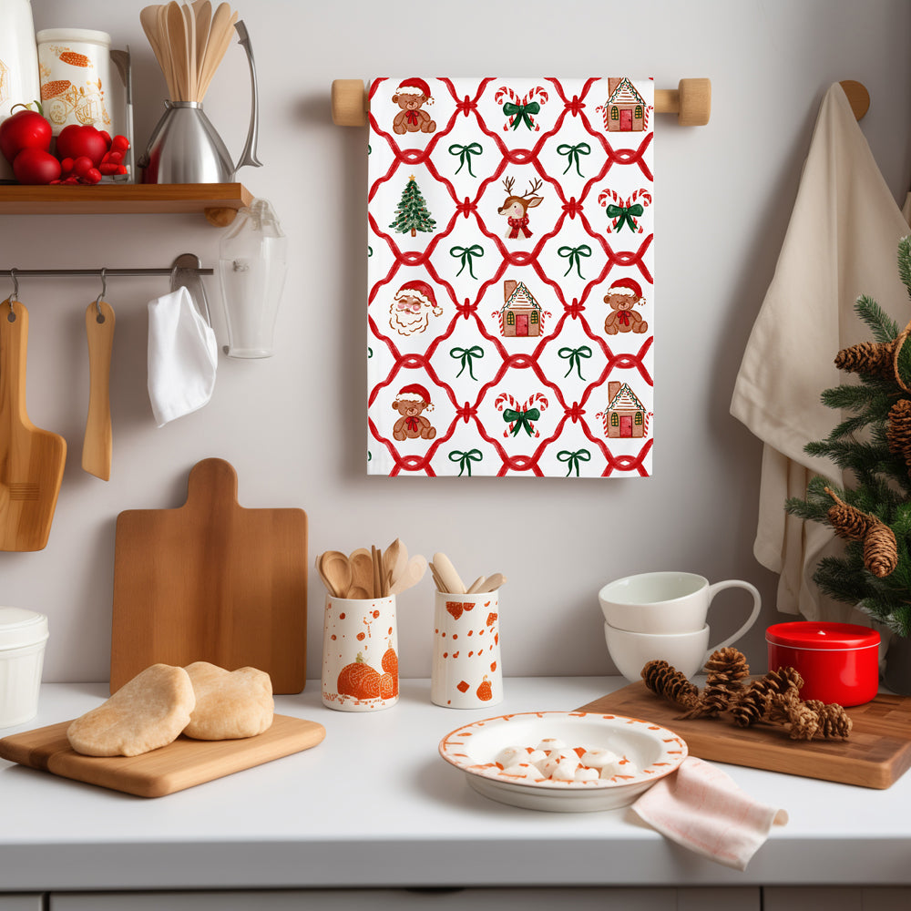 Traditional holiday kitchen decoration
Classic Christmas kitchen collection
Heritage holiday kitchen accessories
